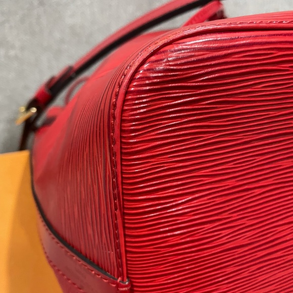 Louis Vuitton Petit Noe Epi Red - Picture 11 of 16